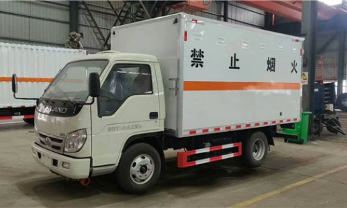福田時代爆破器材運輸車 