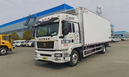 10噸重汽汕德卡7米8冷藏車(chē) 