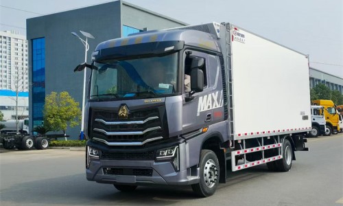 6.8米豪沃 MAX冷藏車(chē) 