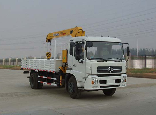 東風(fēng)天錦6.3-8噸隨車起重運輸車  