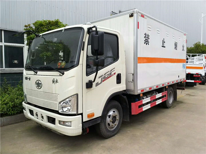 解放甲醇廂式運輸車 
